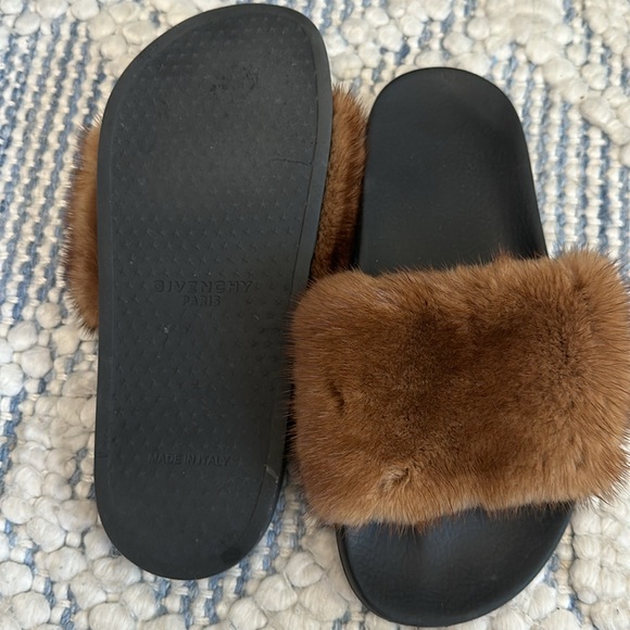 Givenchy mink slides - Picture 2 of 3